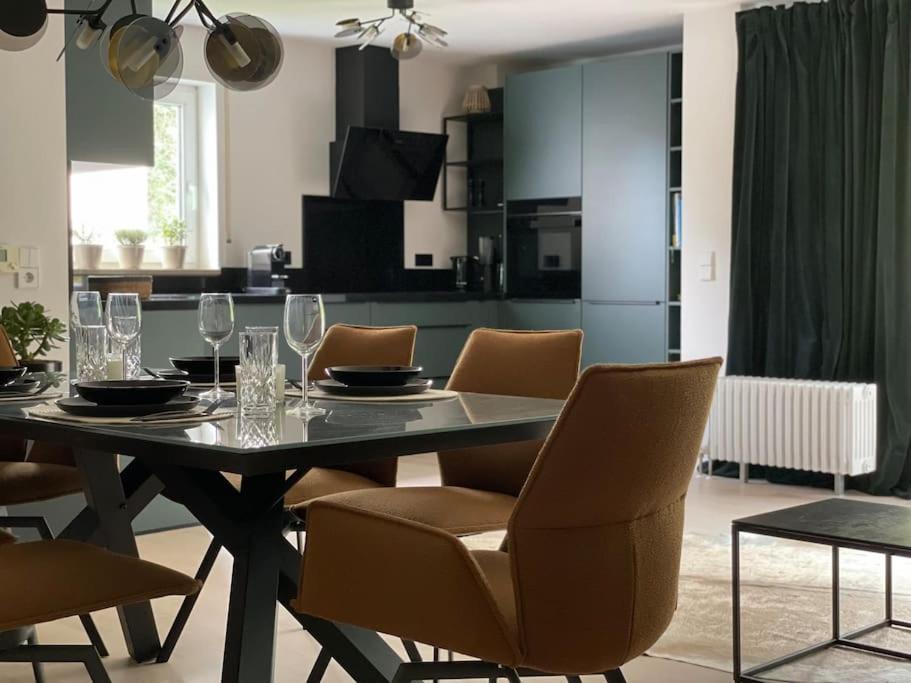 Grafschafft Angenehmes Wohnen - Ferienwohnung Mit 2 Schlafzimmern Пирна Экстерьер фото